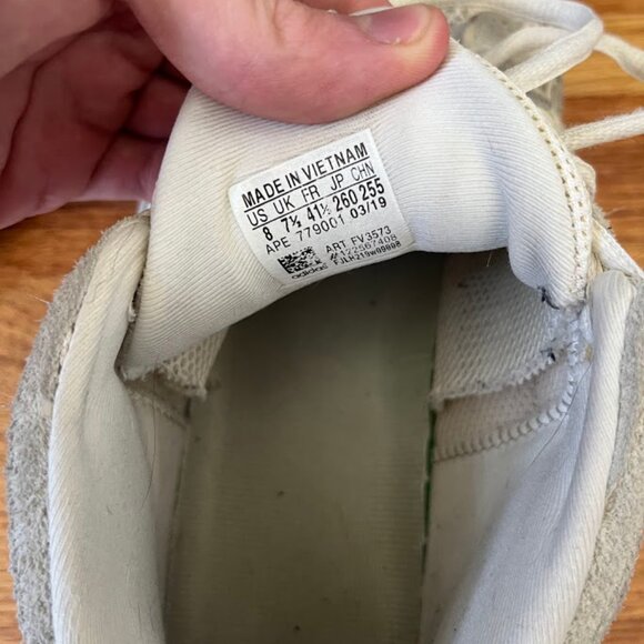 Yeezy 500 Bone White - Picture 5 of 7